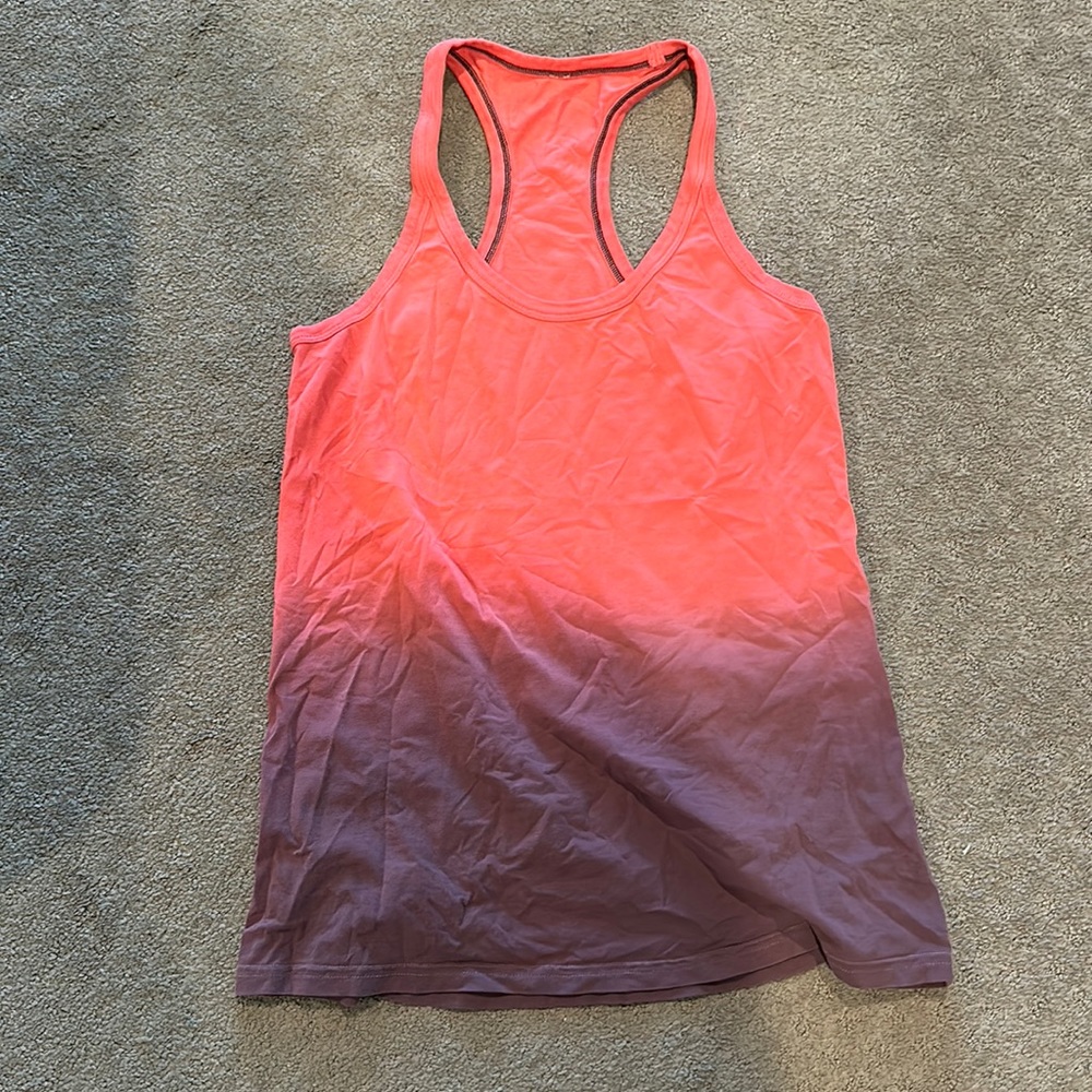 Lululemon tank